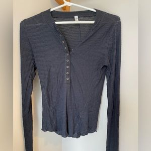 Long sleeve black shirt